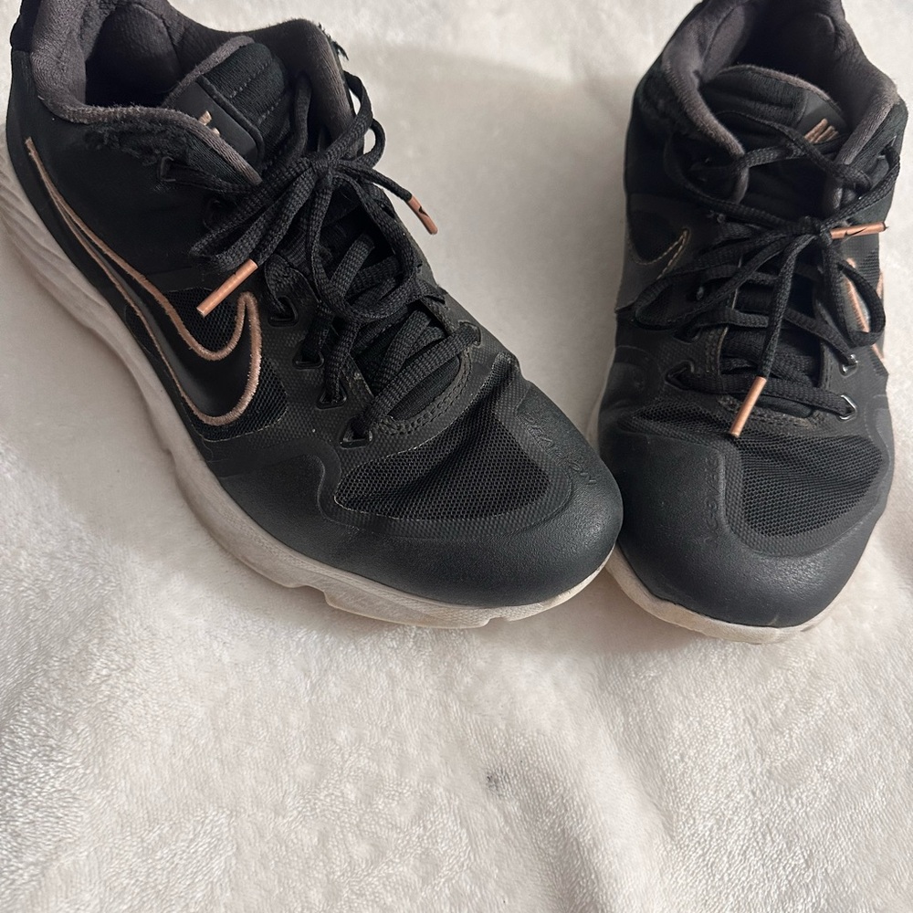 Nike Black and Gray Athletic Shoes